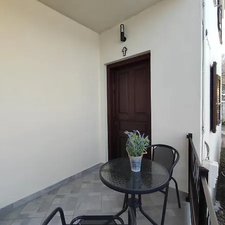 Grand View Apartment